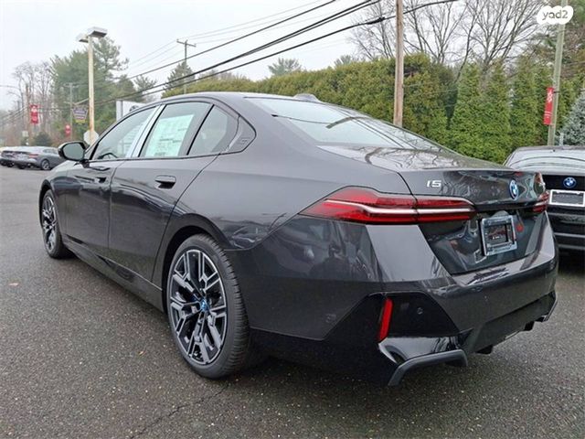 מודעת רכב ב מ וו I5