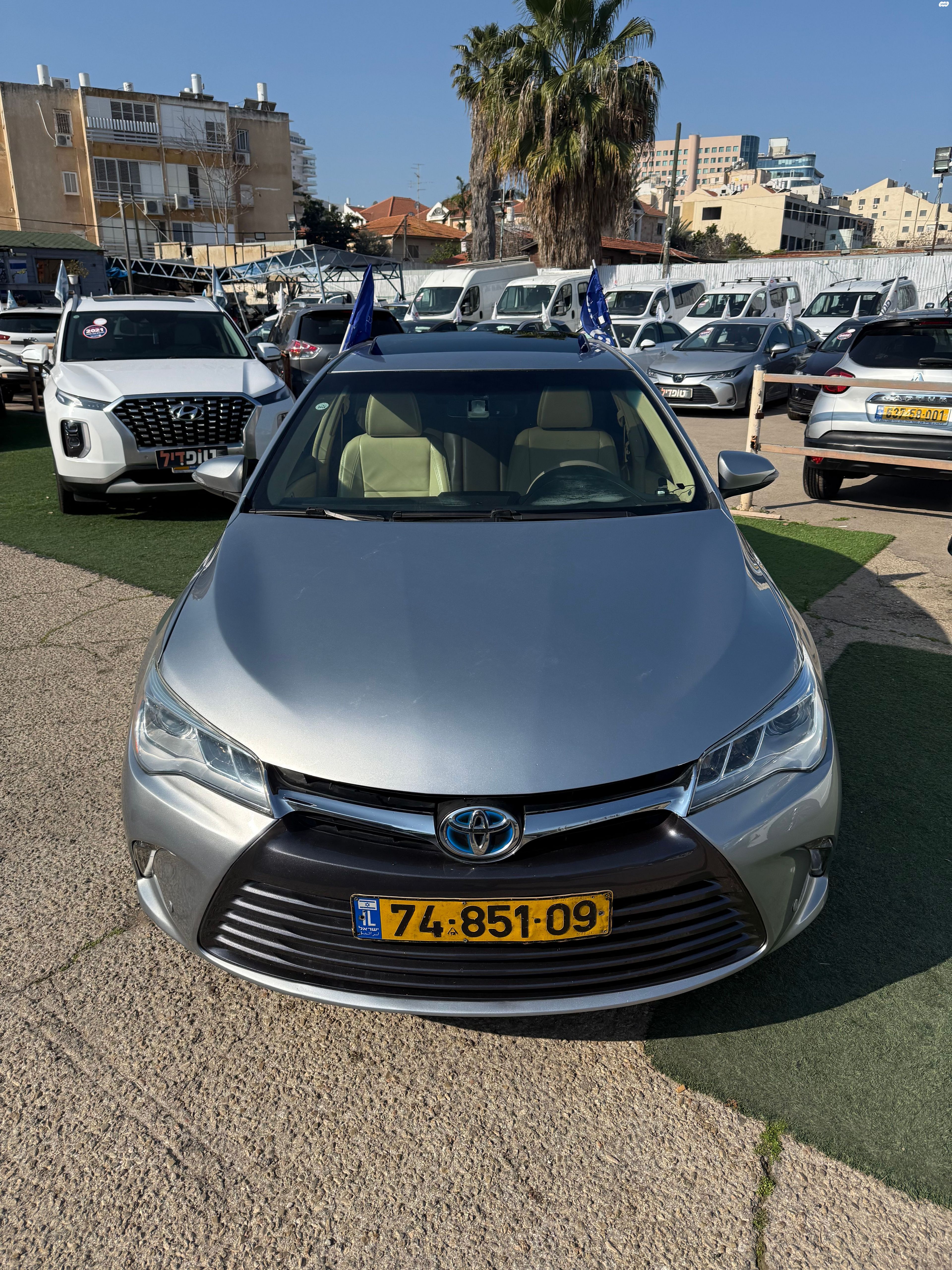 מודעת רכב טויוטה קאמרי