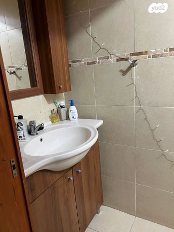 דירה, יצחק שדה, יד אליהו, תל אביב יפו