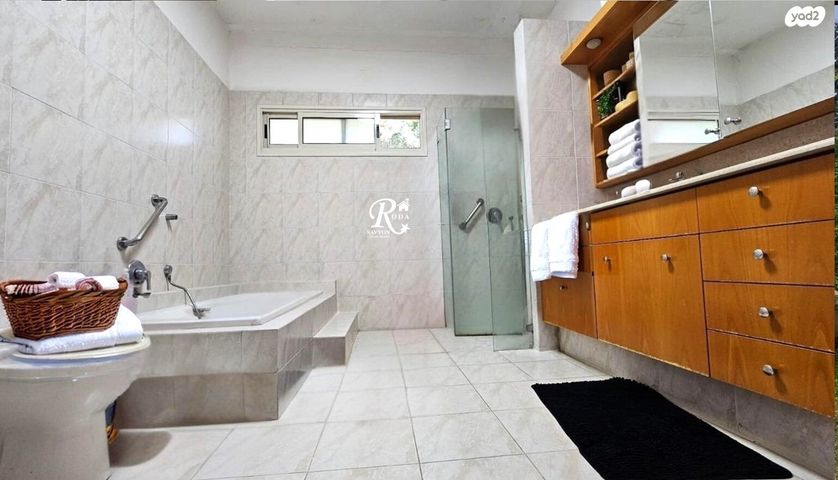 בית פרטי/ קוטג', סביון