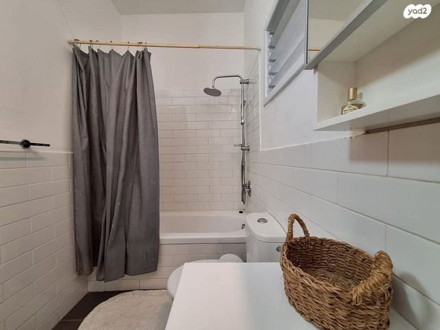 דירה, אמיל זולא, הצפון הישן - דרום, תל אביב יפו