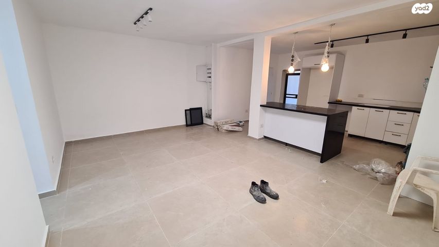 דירת גן, ארנון, אלון, רמת השרון