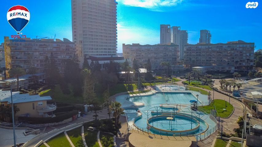 דירה, שדרות מנחם בגין 1, גבעת אולגה, חדרה