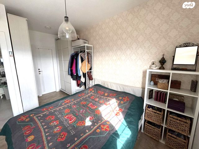 דירה, צור הדסה