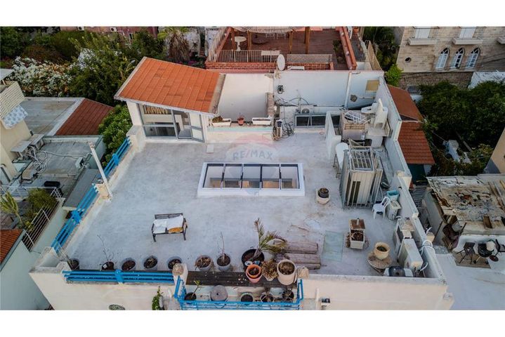 גג/ פנטהאוז, הצדף 9, עג'מי, גבעת העליה, תל אביב יפו