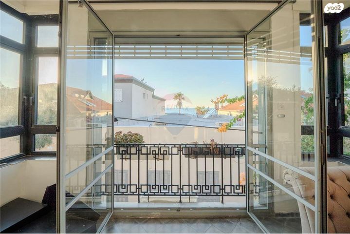 גג/ פנטהאוז, הצדף 9, עג'מי, גבעת העליה, תל אביב יפו