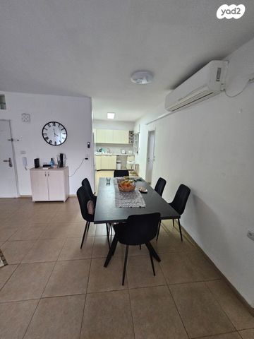 דירה, וייצמן, עיר, מרכז העיר, נהריה