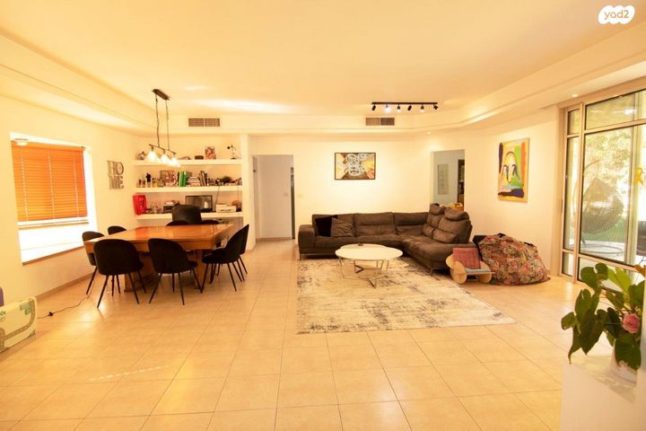 בית פרטי/ קוטג', סביון