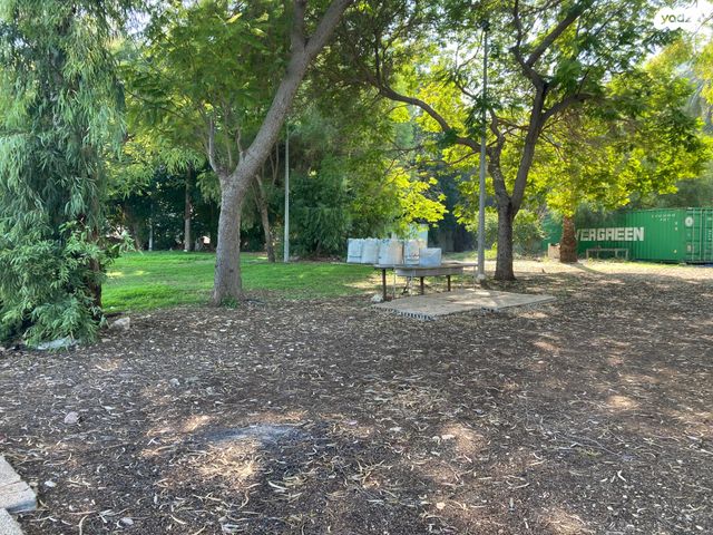 מגרשים, כינרת מושבה