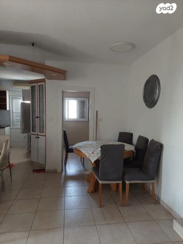 דירה, שיינקין 19, אברמוביץ', ראשון לציון