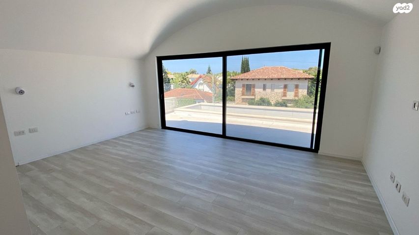 בית פרטי/ קוטג', הנשיא יצחק בן צבי, נוף ים, הרצליה