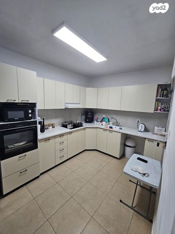 דירה, וייצמן, עיר, מרכז העיר, נהריה