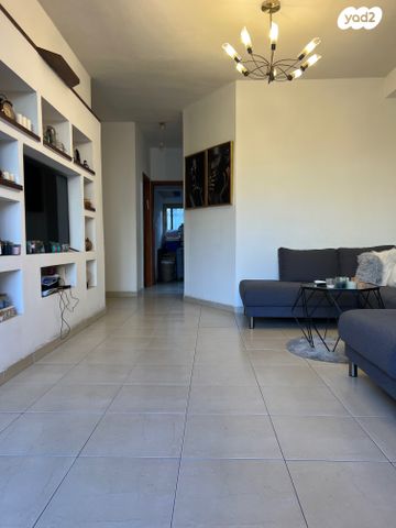 דירה, יצחק שדה, יד אליהו, תל אביב יפו