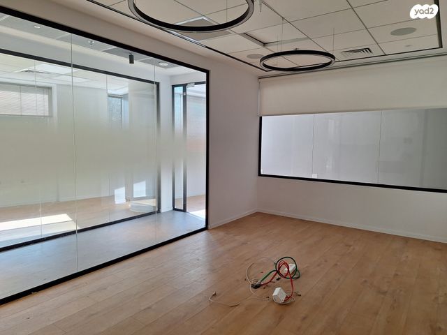 משרדים, תל אביב יפו