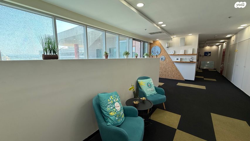 בניין משרדים, גולן, קרית שדה התעופה, קרית שדה התעופה / איירפורט סיטי