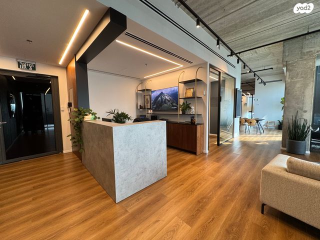 משרדים, יצחק שדה 8, מונטיפיורי, הרכבת, תל אביב יפו