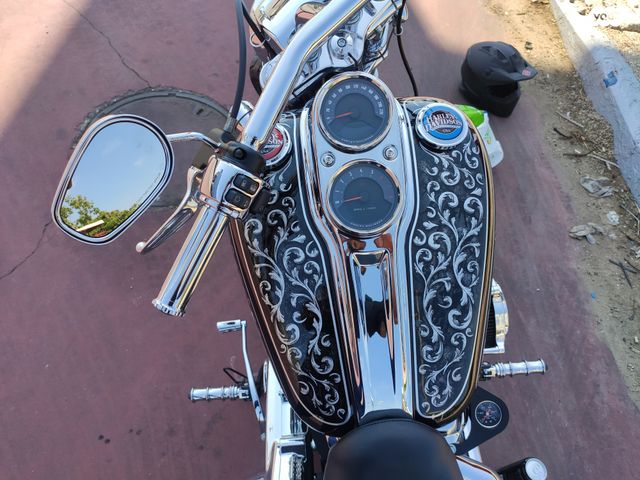 הרלי דיווידסון לואו ריידר 107