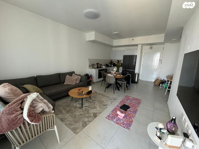 דירה, דרך מנחם בגין 158, מונטיפיורי, הרכבת, תל אביב יפו