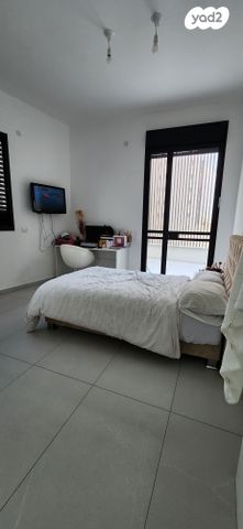 דו משפחתי, גדרה