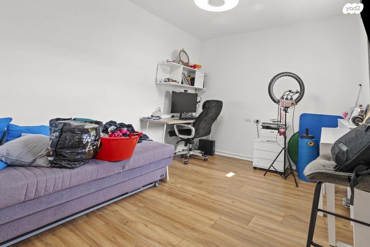 גג/ פנטהאוז, רחובות המדע, רחובות