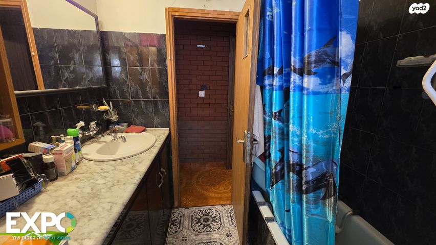 דו משפחתי, הבשן 36, אריאל