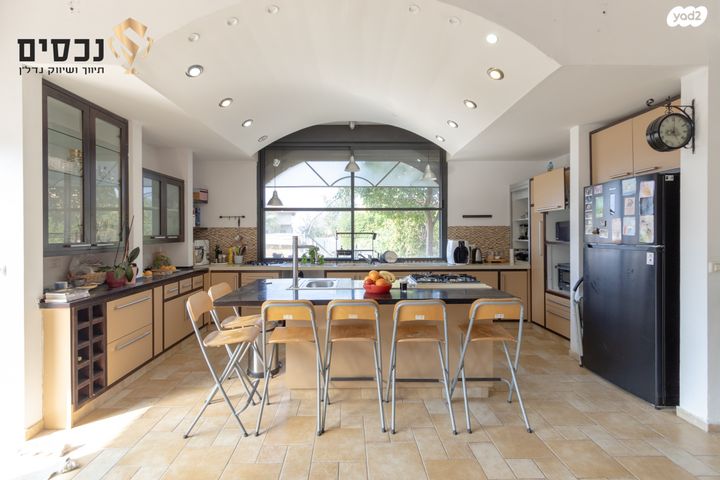 בית פרטי/ קוטג', בית אריה / עופרים