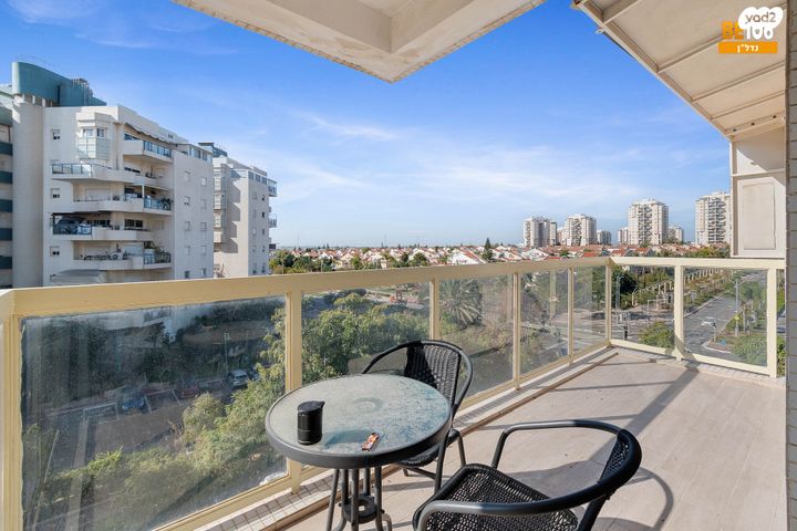 דירה, נאות אשלים, ראשון לציון