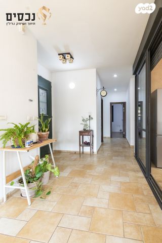 בית פרטי/ קוטג', בית אריה / עופרים