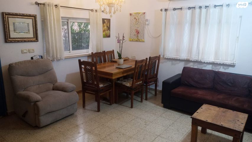 בית פרטי/ קוטג', מורד הדקל, שקד