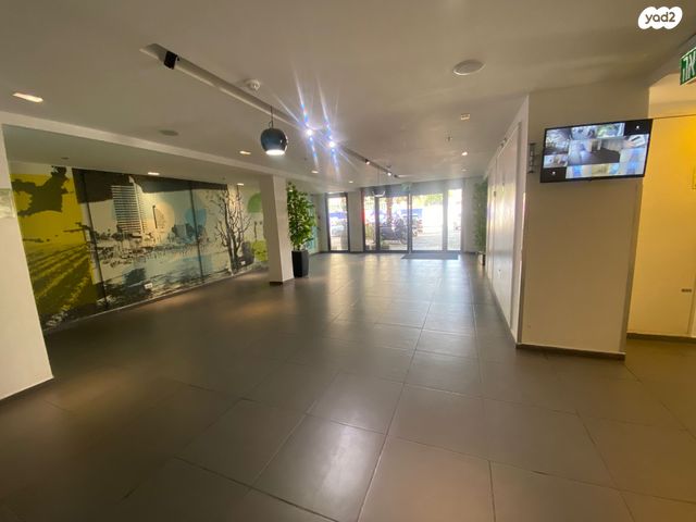 דירה, שלמה המלך, קיראון, קרית אונו