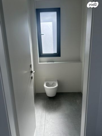 גג/ פנטהאוז, נווה ישראל, הרצליה