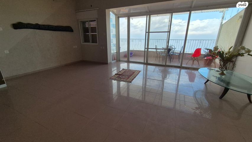 גג/ פנטהאוז, אחד העם, קרית שמואל, טבריה