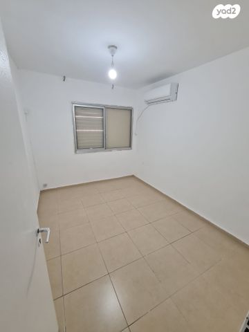 דירה, שדרות יוספטל, גבעה א', שביט, קרית אתא