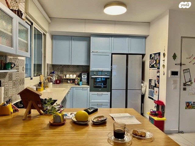 דירה, עבר הירדן, קרית אונו