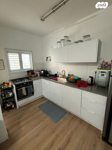 דירה, יעקב 38, ג' / מרכז מזרח העיר, רחובות