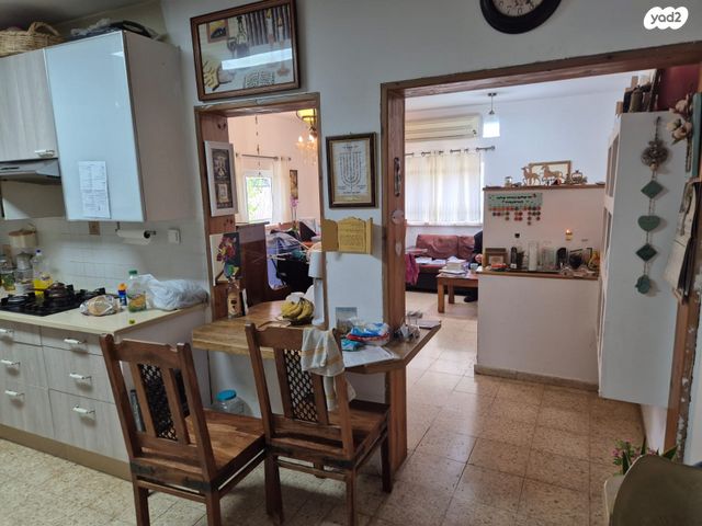 בית פרטי/ קוטג', מורד הדקל, שקד