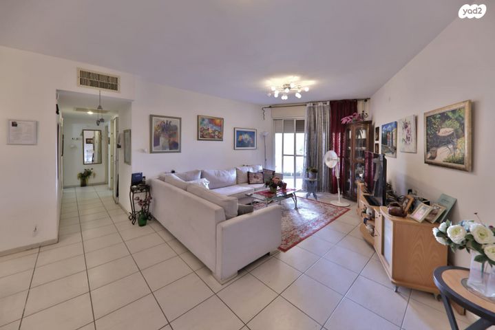 דירה, שדרות הבנים 4, הפרפר, קרית ביאליק