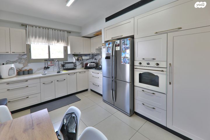 גג/ פנטהאוז, השיקמה, מרכז העיר, סביניה, הוותיקה, קרית ביאליק