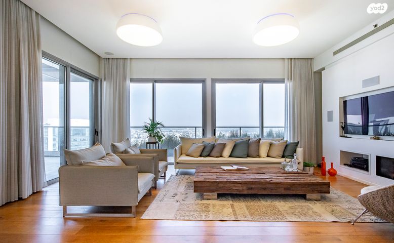 גג/ פנטהאוז, מתחם 1200, הוד השרון