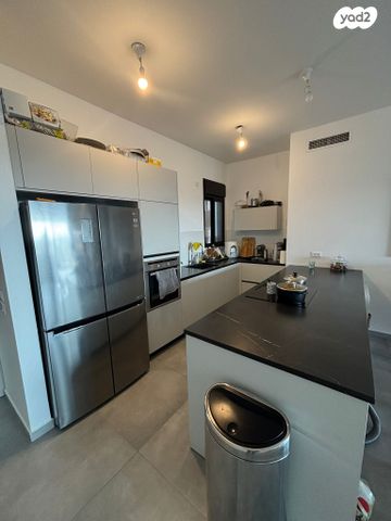 דירה, הרצליה הירוקה, נווה עובד, הרצליה