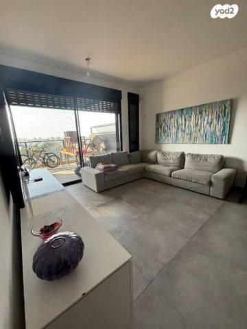 דירה, הרצליה הירוקה, נווה עובד, הרצליה