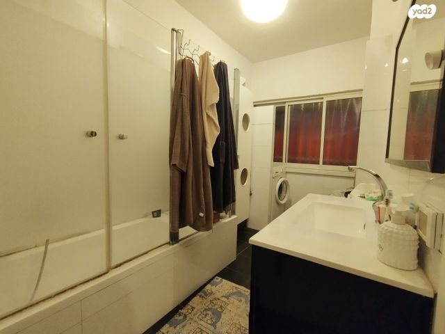 דירה, ראשונים, ראשון לציון