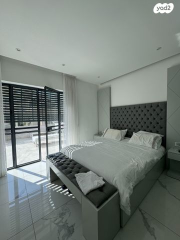 גג/ פנטהאוז, בוגרשוב 17, הצפון הישן - דרום, תל אביב יפו