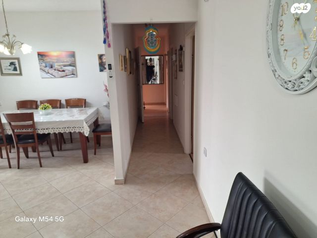 דירה, הרצליה