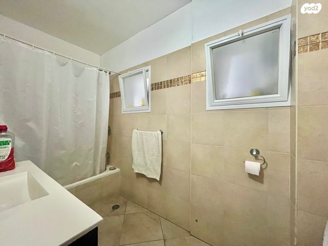 דירת גן, נתיב המזלות, פסגת זאב, ירושלים