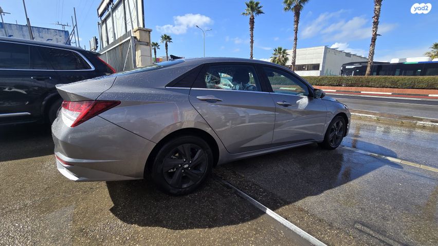 יונדאי אלנטרה