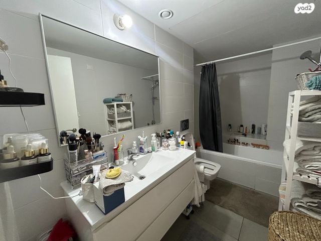 דירה, קרליבך, גני שרונה, קרית הממשלה, תל אביב יפו