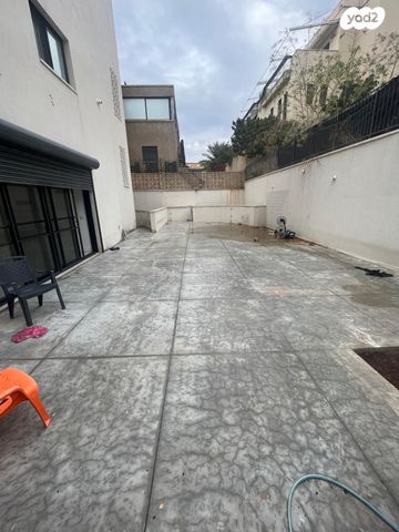 דירת גן, יסעור, תל אביב יפו