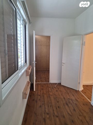 דירת גן, קרית בורוכוב, רמת גן