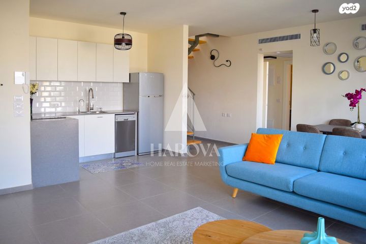 דירה, אברהם אבן שושן, צפון יפו, המושבה האמריקאית-גרמנית, תל אביב יפו